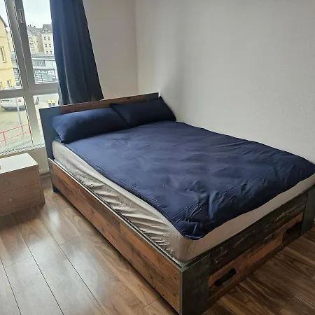 Doebeln Unterkunft Zentrum,Fuer Montagen Arbeiter, Familien, Und Und Und