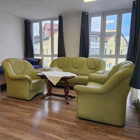 Appartement ,unterkunft Fuer Montagen Arbeiter & Familien *
