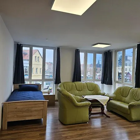 Lägenhet Doebeln Unterkunft Zentrum,Fuer Montagen Arbeiter, Familien, Und Und Und *