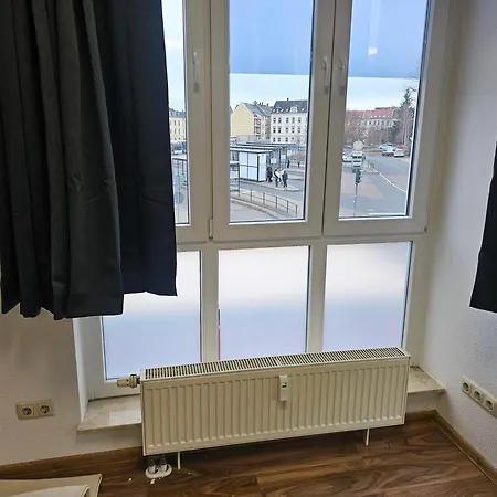 Doebeln Unterkunft Zentrum,Fuer Montagen Arbeiter, Familien, Und Und Und *